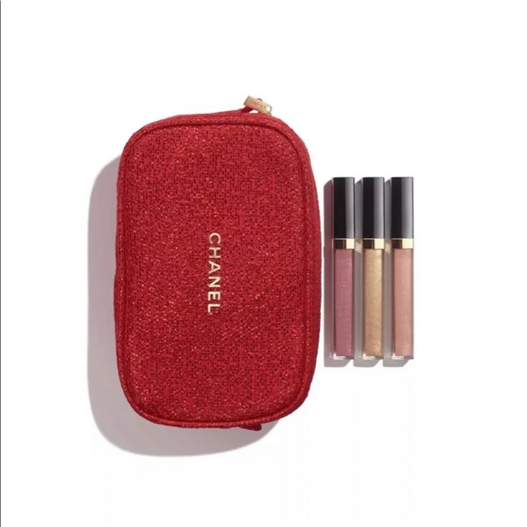 Chanel Brand New Red 2021 Holiday Limited Edition Bag With Unbranded Gold Strap